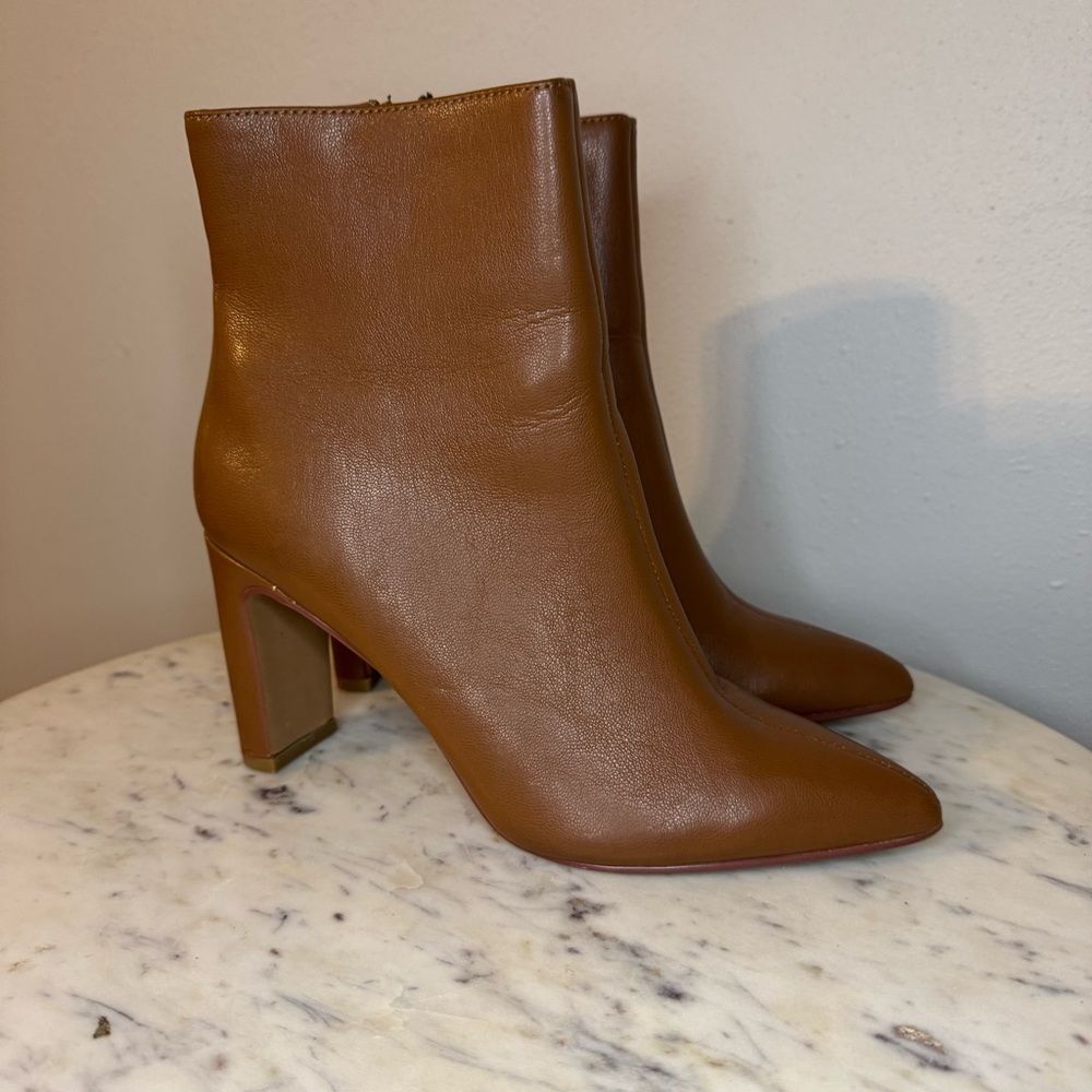 Chinese Laundry Booties Size 6 Vegan Leather tan heels shoes